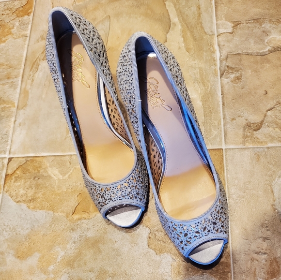 Badgley Mischka Jewel Tammi Satin Peep Toe Pump - Picture 2 of 5
